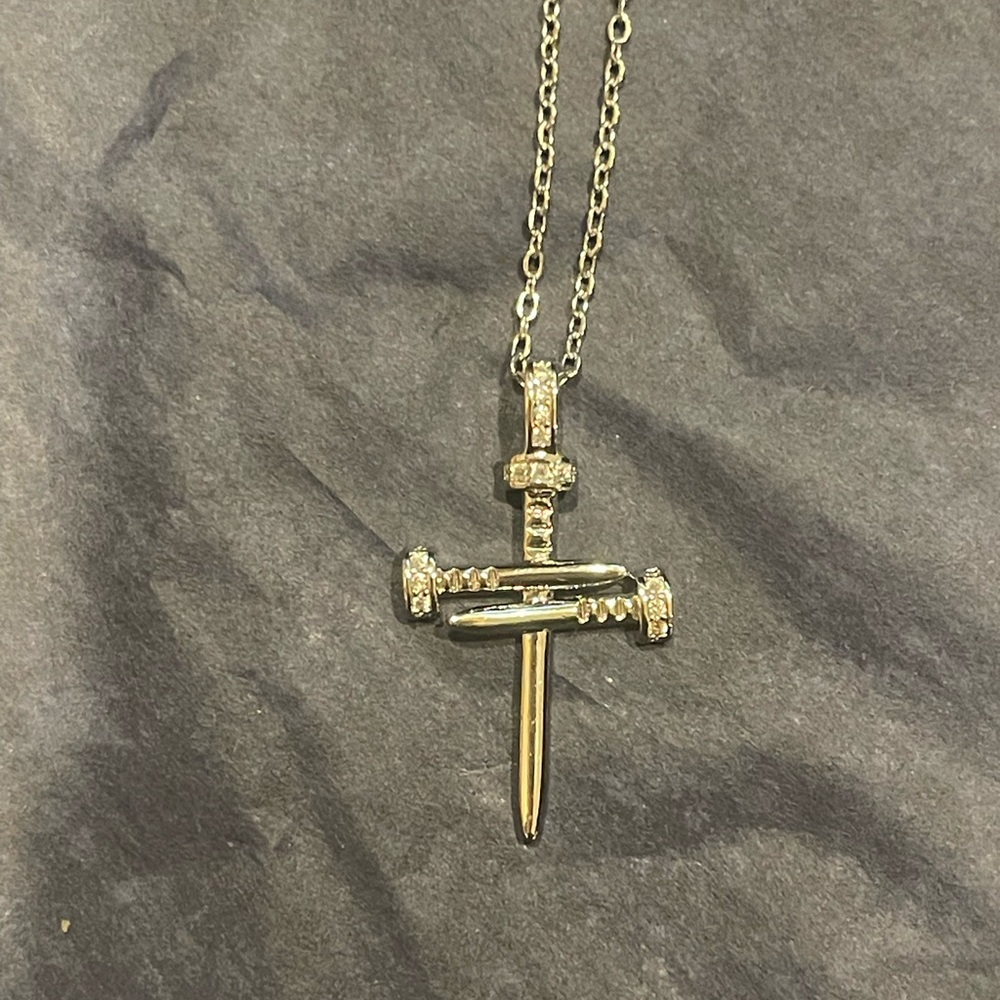 Necklace - Picture 2 of 3